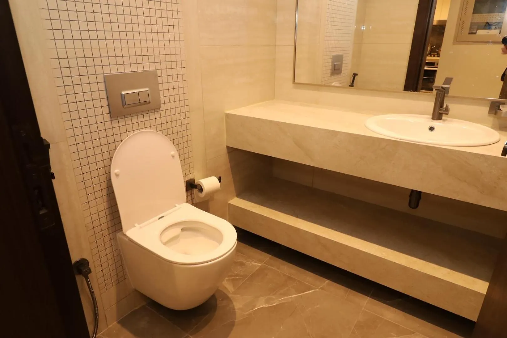דובאי Stylish Apt In Business Bay | Pool, Gym, Parking